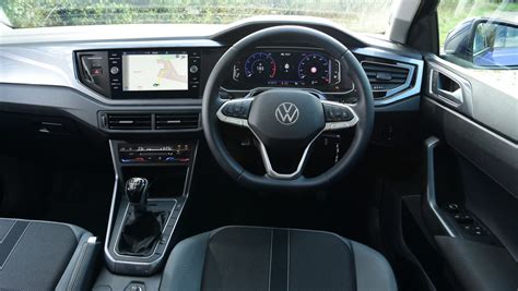 Volkswagen Polo hatchback - Interior & comfort | Carbuyer