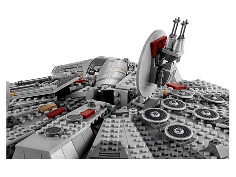 LEGO Star Wars: Millennium Falcon 75257 - ayanawebzine.com