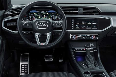 Audi Q3 S Line Interior 2019 | AUTOBICS