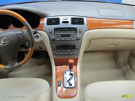 2006 Lexus ES 330 Cashmere Dashboard Photo #68612948 | GTCarLot.com