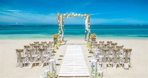 Sandals Resorts Weddings | Caribbean Breezes Inspiration | Caribbean ...