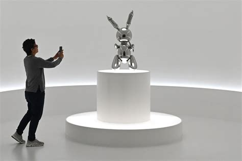 Jeff Koons ‘Rabbit’ Sets Auction Record for Most Expensive Work by ...