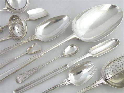 Types of Spoons » Antique Silver Spoons