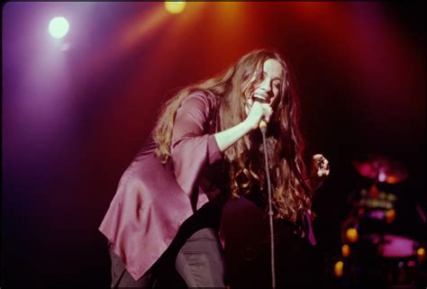 Alanis Morissette’s ‘Jagged Little Pill’ Is Going on Tour | Vogue