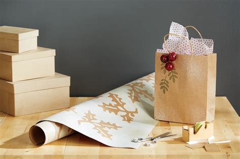 Chic DIY Wrapping Paper | Home Trends Magazine