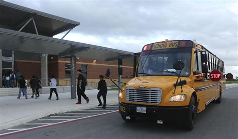 Southwest ISD doesn't issue mask mandate despite high staff absences