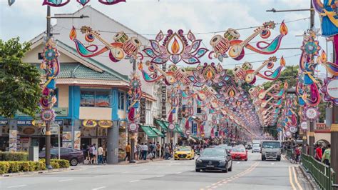 Street of Little India, Singapore, during the Deepavali Festival ...