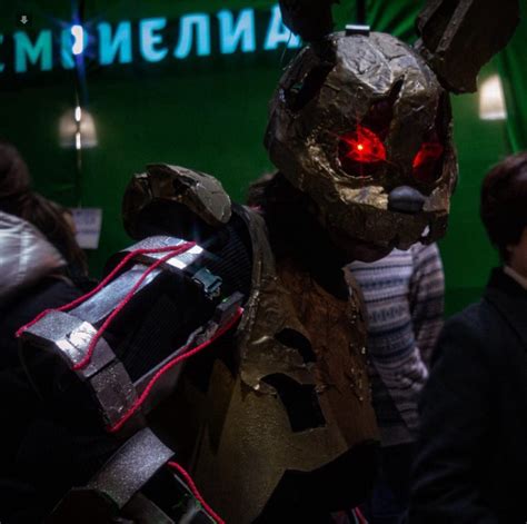 Burntrap cosplay from Russia (one of the first) : r/fivenightsatfreddys