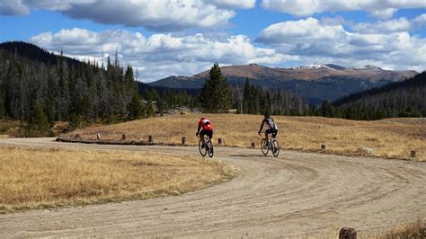 Bicyclists on the Long Draw Road at La Poudre Pass in Colo… | Flickr