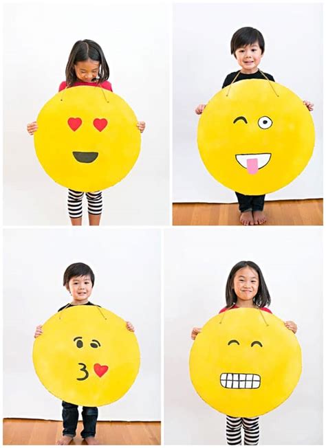 EASY DIY CARDBOARD EMOJI COSTUME