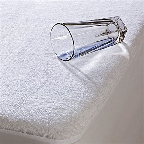 Best Mattress Protector Waterproof of 2020 - Do Not Buy Before Reading