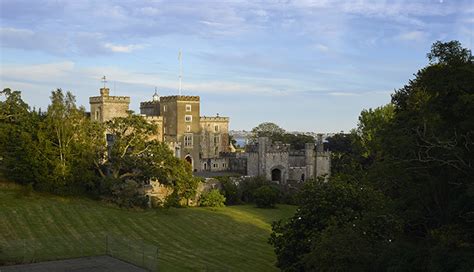 Powderham: The Devonshire castle that's been in the same family for 600 ...