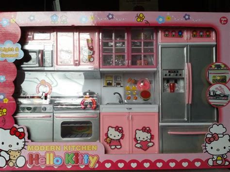 Hello Kitty Themed Kitchen Set- P950 Enjoy playing pretend cooking with ...