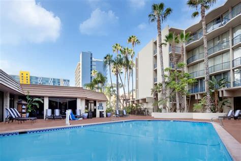 Wyndham San Diego Bayside | San Diego, CA Hotels