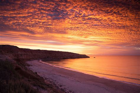 10 Best Beaches in Adelaide - What is the Most Popular Beach in ...