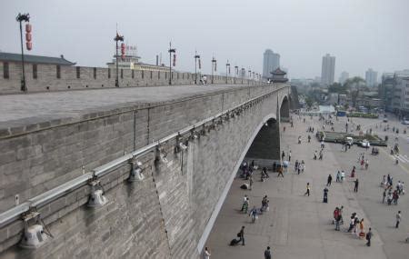 Xi'an City Wall, Xian | Ticket Price | Timings | Address: TripHobo