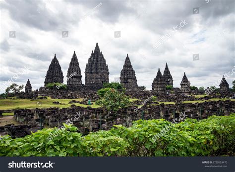 Hindu Old Temple Located Java Island Stock Photo 1729553470 | Shutterstock