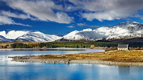 The Lake Tekapo Itinerary: Hot Springs, Stargazing and the Bluest Blue ...