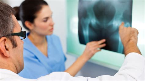 Hip fracture recovery varies widely across NHS hospitals