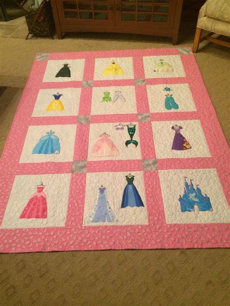 Disney princess quilt. Hand made! | Disney quilt, Disney princess quilt ...