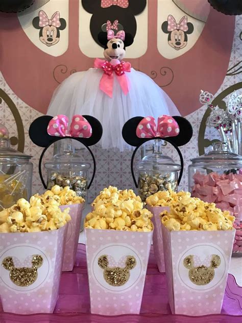 Minnie Mouse Birthday Party Ideas | Photo 10 of 15 | Minnie mouse party ...