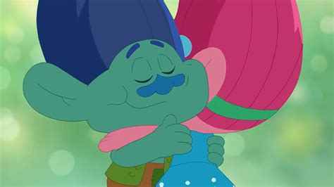 Poppy And Branch Hug | Poppy and branch, Poppy coloring page, Trolls movie