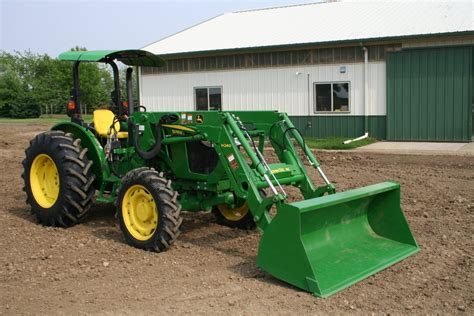 Farm Equipment, Tractors, & More at Auction.. The Valley Springs Farm ...