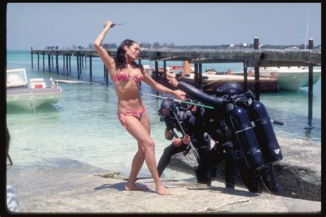 The Bond girls of ...Thunderball! [Behind the scenes] - Frogwoman Org