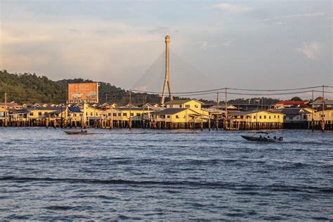 Kampong Ayer: Brunei's Floating Water Village. - Travel Tramp