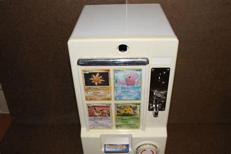 Trading Card Dispenser / Machine for 50 eurocent coins - Catawiki