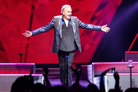 Neil Diamond Opens Australian Tour With All-Hit Show In Melbourne ...