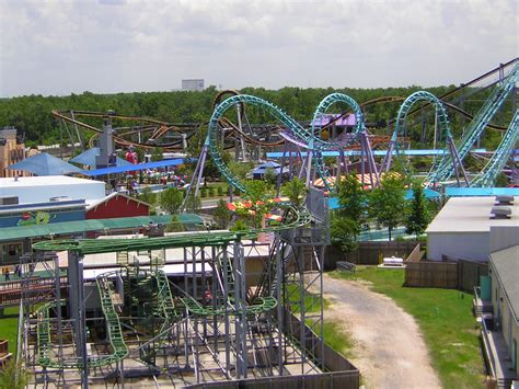 File - Six Flags NOLA Ferris Wheel View.jpg | Roller Coaster Wiki ...