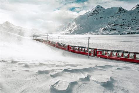 Glorious winter activities in Switzerland that don’t involve skis ...