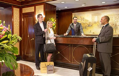 Hotel Elysee New York City | Luxury Hotels New York | All Included