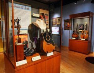 Country Music Hall of Fame - Nashville Attractions - Nashville.com