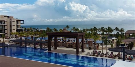 All-Inclusive Royalton Riviera Cancun Resort & Spa