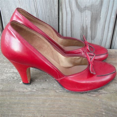 Vintage 1940s Shoes Red High Heels by Florsheim. $45.00, via Etsy ...