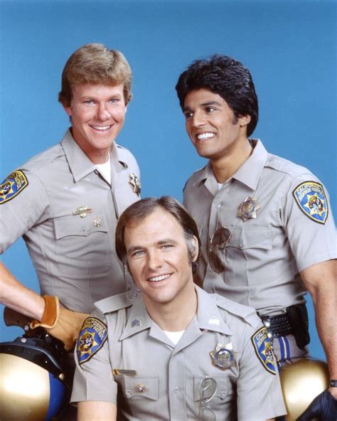 Chips Color Poster Or Photo Robert Prine Larry Wilcox Erik Estrada Cast ...