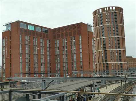 DoubleTree Hilton Hotel, Leeds © Stephen Craven :: Geograph Britain and ...