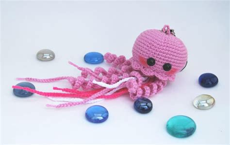 Happy jellyfish amigurumi pattern - Amigurumi Today