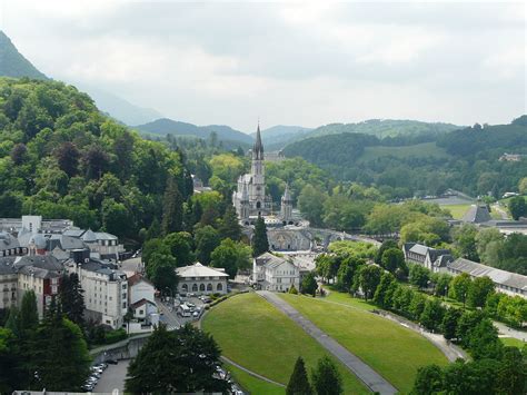 Sanctuary of Our Lady of Lourdes - Wikipedia