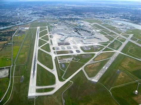 Vancouver International Airport - Wikipedia, den frie encyklopædi ...