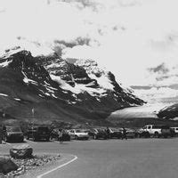 Columbia Icefield Glacier Adventure - Scenic Lookout