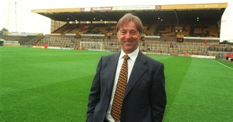 Remembering Hull City fans' tennis ball protest of David Lloyd 20 years ...