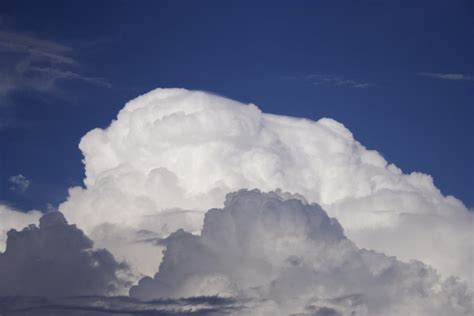 Pileus / Cap Cloud photographs photography photos pictures clouds images