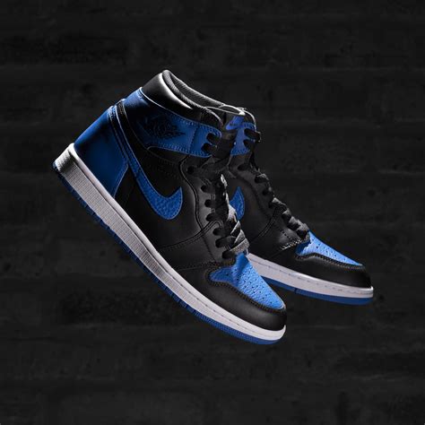 Air Jordan 1 Retro High OG Royal 2017 - Air 23 - Air Jordan Release ...