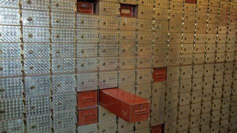 Safe Deposit Box: What You Should (And Shouldn’t) Store | Bankrate