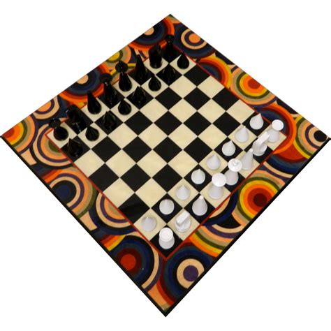 18" Italian Modern Wooden Artistic Chess Set