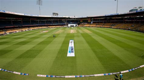 M Chinnaswamy Stadium Pitch Report Ipl Matches History Stats Batting ...