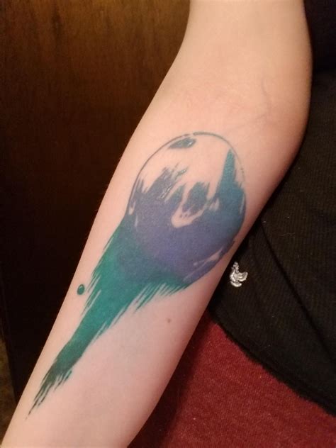 Now that it's fully healed my second tattoo. Meteor from Final Fantasy ...